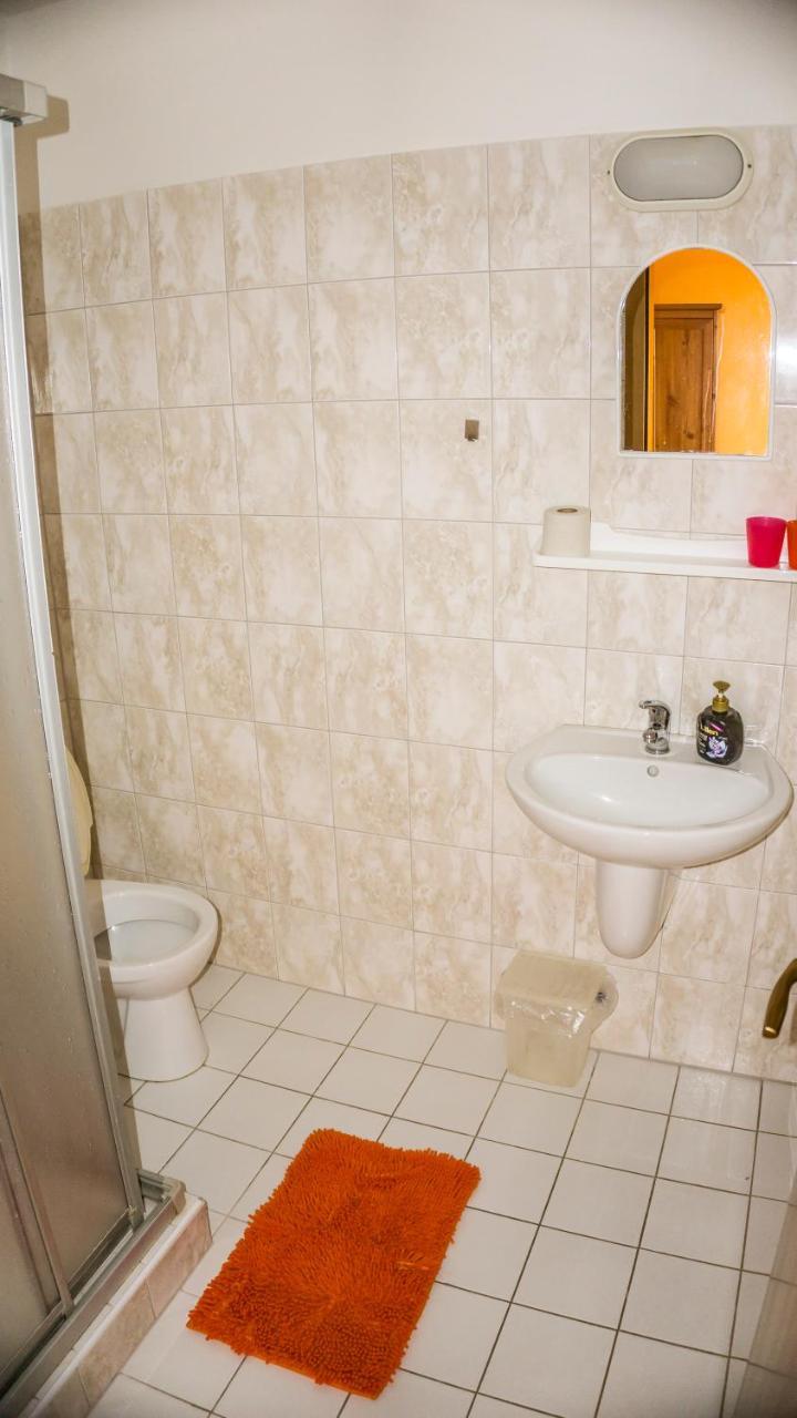 Penzion S Restauraci Na Furhaple Šakvice エクステリア 写真