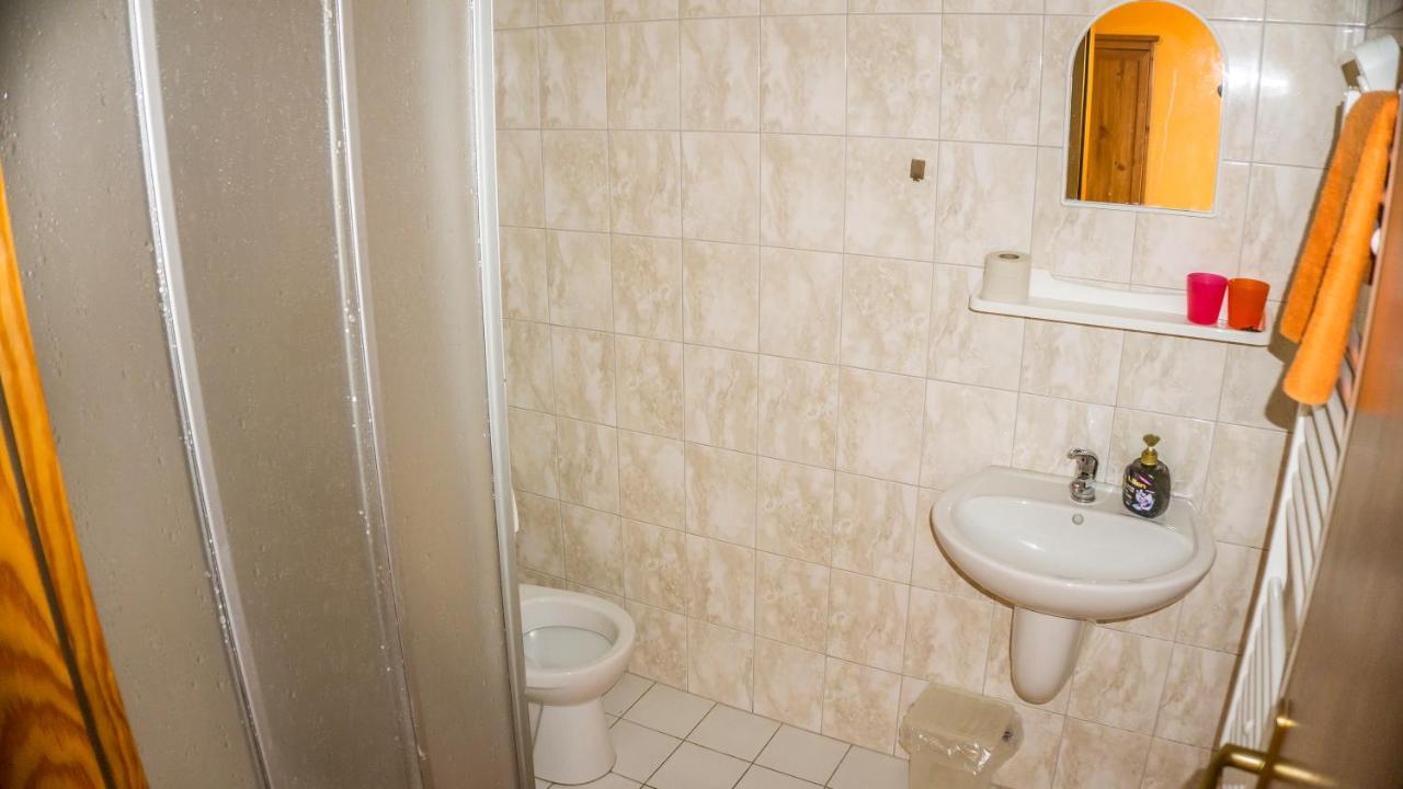 Penzion S Restauraci Na Furhaple Šakvice エクステリア 写真